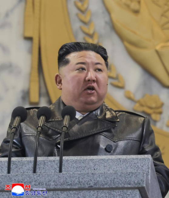 21點：金正恩阅兵式致辞：朝鲜武装力量准备就绪，能应对任何情况